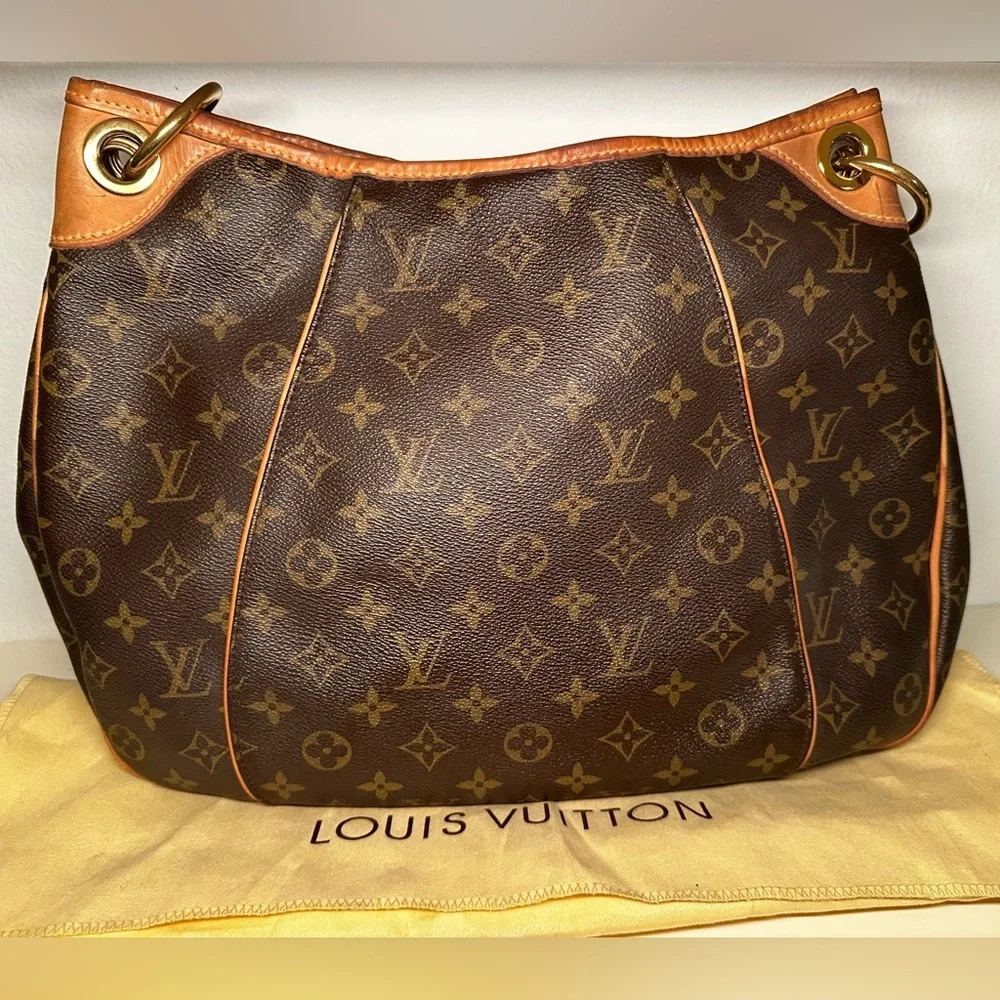 Louis Vuitton Galliera